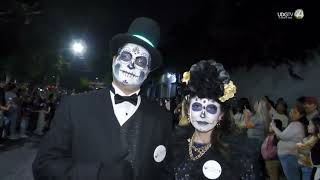 Inician los festejos del Día de Muertos en Tlaquepaque con el desfile de catrinas [upl. by Oirromed405]