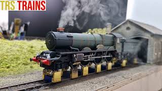 Hornby King with synchronised smoke [upl. by Ytirahc]