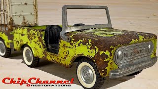 1960s Nylint Safari Hunt Ford Bronco and Cage Trailer Restoration 4K [upl. by Nosnarb947]