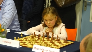 World Chess Champion Carlsen vs 9year old girl [upl. by Rehpotsirc]