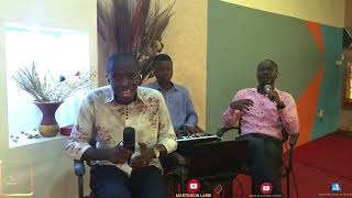 POWERFUL WORSHIP BY OUR LATE LEGEND SIR MARTINSON LARBI… [upl. by Cirred]