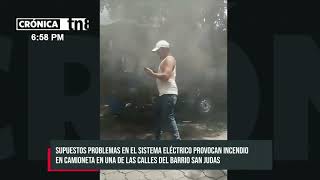 Camioneta se incendia en barrio San Judas el humo desata pánico entre vecinos [upl. by Eissim]