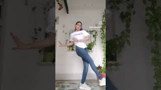 Gori gori gori song ShreyaGhoshalOfficial sunidhichauhanofficial01 bollywood dance dancer [upl. by Augustina]