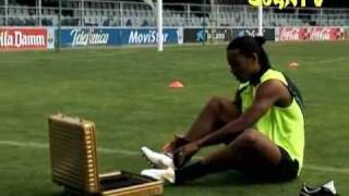 Joga Bonito  Ronaldinho Ping Pong [upl. by Polik]