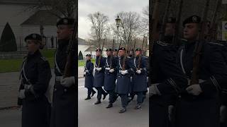 Preußens Gloria  Marsch des Wachbataillons zum Schloss Bellevue 🦅🇩🇪 bundeswehr militär garde [upl. by Edijabab]