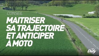 Comment maitriser sa trajectoire à moto [upl. by Ahsanat840]