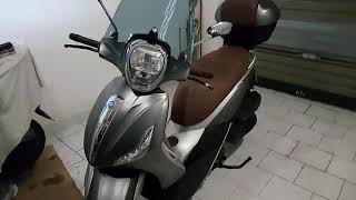 Piaggio Beverly 350 new Sport Touring 2019 [upl. by Enelyk271]