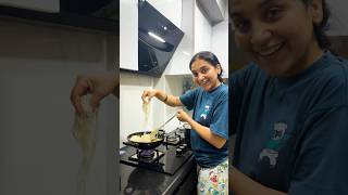 Ghar pa banaye chowmein😋minivlog food recipe shortvideo adayinmylife noodles [upl. by Reteid]