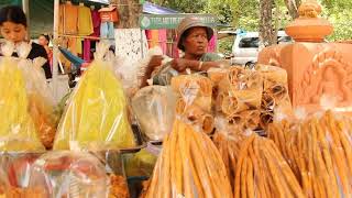 Amazing Foods and Crispy Cakes Recipes and Refreshments at Cambodian Country Village at odongk [upl. by Eelyam655]