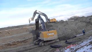 Deere 850D LC Digging 1650 Concrete Storm [upl. by Aneres802]