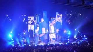 One Direction  Best Song Ever live in concert for the FIRST TIME [upl. by Preciosa68]