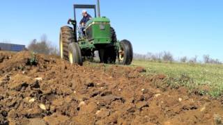 John Deere 2755 Plowing [upl. by Eusassilem]