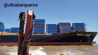 Container Ship quotKOTA LARISquot ZonaComún LaPlataRoad RioDeLaPlata Argentina  Pilot Boat quotCOMETAquot [upl. by Hurst661]