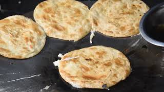 Teepu Bhai Kanpur Bale India Best Egg Roll  Delicious Omelette Paratha Making  Egg Street Food [upl. by Nyliuqcaj]