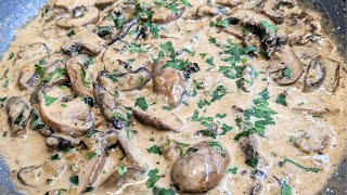 Creamy Mushroom Sauce  Champignons Sauce  Die beste Champignonsoße  Cremige Pilzrahmsoße Rezept [upl. by Wiles423]