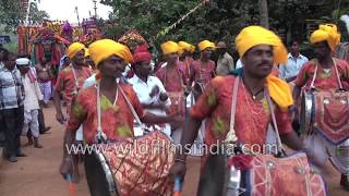 Dollu Kunitha folk dance at Janapada Jatara folk festival in Karnataka [upl. by Aihcila]