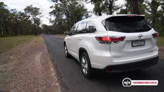 2016 Toyota Kluger AWD 0100kmh amp engine sound [upl. by Kanor]