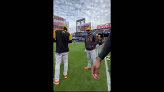 ÁguilasCibaeñasoficial Parte De Los Peloteros En El City Field NY mlbb mlb viralvideo sports [upl. by Ivory]