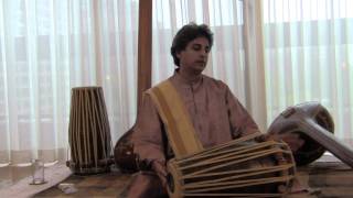 Pakhawaj  pandit mohan shyam sharma demonstrates sultaal  a popular dhrupad beat [upl. by Llehcsreh]