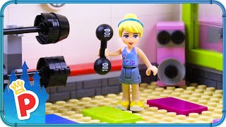 ♥ LEGO Cinderella Visits FITNESS CENTER for a Cardio Workout [upl. by Notniw]