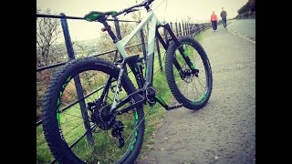 Cube Fritzz 180 HPA Race 275quot Mountain Bike 2017 walk around [upl. by Vandyke567]