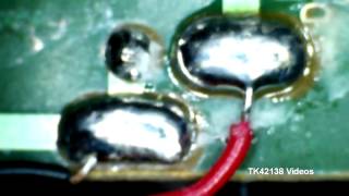 Using a Maplin USB microscope to inspect circuit board [upl. by Nosyd800]