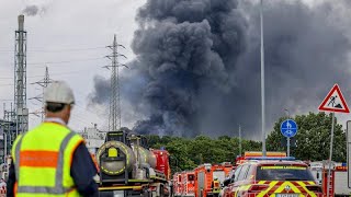 Leverkusen esplosione in un inceneritore di rifiuti almeno due morti [upl. by Nagyam]