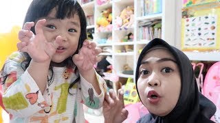 MAIN SAMA DUA KEPONAKAN  Ria Ricis [upl. by Alejna]