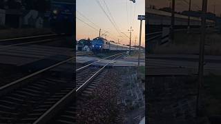 Przelot pociągu TLK KyivExpress EU071506 PKP cargo przez stację Świdnik Wschód RP1 [upl. by Annahavas]