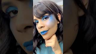 Cómo se vería un maquillaje solo con tono azules  maquillaje [upl. by Manning141]