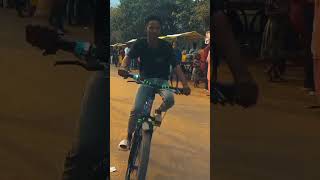 cycle 🚲 stuntpublic reaction😐 music like👍🏻 and subscribe 🙏🏻 [upl. by Boor]