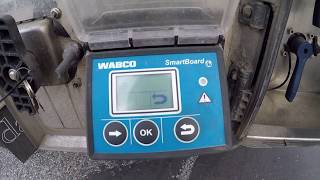 How to Set Trailer to driving level using WABCO smartboard [upl. by Indyc]