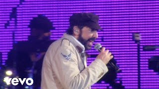 Juan Luis Guerra  Bachata Rosa Live [upl. by Berkow]