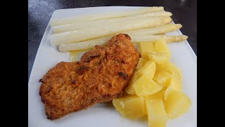 Panierte Schnitzel mit Spargel aus dem Backofen [upl. by Backer]