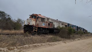 TREM DE MINÉRIO NA ROTA DO CROMO COM LOCOMOTIVAS GE U13B TRACIONANDO [upl. by Iarised]