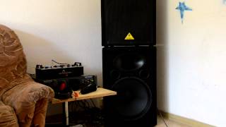 Behringer VP1520 speakers with EP4000 nikon D5100 camcorder [upl. by Weaver]