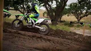 2018 Kawasaki KX450F  Adjusting Your Rear Shock [upl. by Leirbma111]