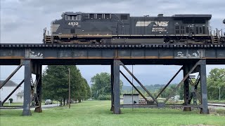 2 Trains Passing On HUGE Bridge RR Maintenance Of Way Parade Kenova West Virginia What Is This [upl. by Esilana586]