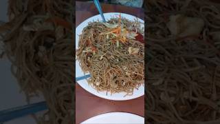 Breakfast scene 😋😄 noodles kolkatastreetfood eggchowmin viral [upl. by Letsirk]