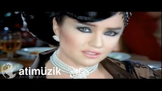 Özlem Özel  Bir Yoksula Rastladım  © Official Video [upl. by Vernice]