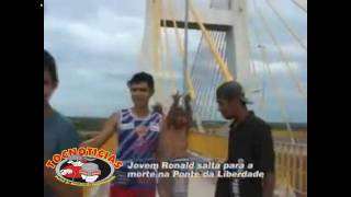 Salto Para a Morte Jovem Pulando da Ponte no Rio Tocantins em ImperatrizMA [upl. by Naahs]