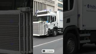 Politie KANALISATIEVOERTUIG met spoed door Brussel bruxelles brussels police scania belgium [upl. by Galligan330]