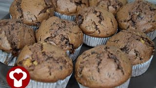 SCHOKOMUFFINS  Schokoladenmuffins selbst gemacht Schokomuffins Backen [upl. by Cherry]