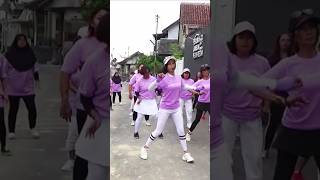 Jamilah Senam kreasiDance Zumbashorts [upl. by Amabil]