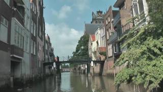 Rondvaart fluisterboot dordrecht the old streets and canals of dordrecht 2 dordtevaer [upl. by Yellhsa]