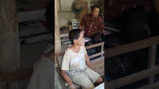 Mbah yatemi bojonegoro yg viral memiliki suwami dua ternyata lucu [upl. by Oleta268]