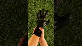 Glove opening KEEPERsport Varan7 Pro Blackout keepersport gloves goalkeepergloves goalkeeper [upl. by Nimesay]