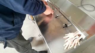 Chicken Feet Debone MachineDuck Paw Feet Deboning Machine雞腳爪切開機雞腳爪去骨機鴨掌切開機鴨掌脫骨機 [upl. by Weissmann]