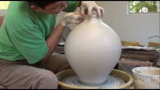 107 Throwing a Large Round Vase  Bottle with HsinChuen Lin [upl. by Austreng]