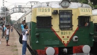 JOURNEY FROM SEALDAH TO SODEPUR BY LOCAL TRAIN 2016 [upl. by Eicnahc]